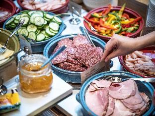 U&Me Hotel - Self Service Check-In